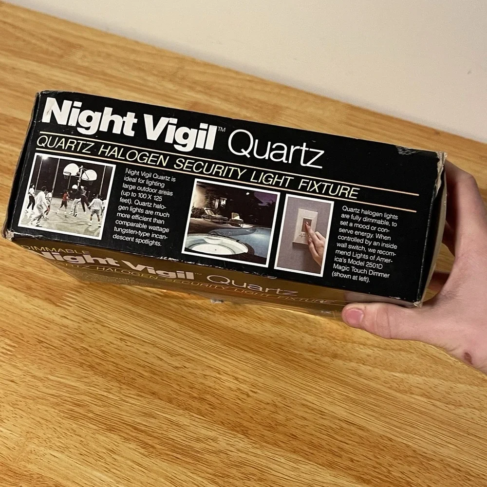 Vintage 1980s Night Vigil Quartz Halogen Security Outdoor Light Fixture Made USA